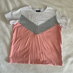 Nursing Tee Chevron